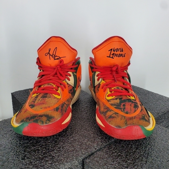 Nike Kyrie 8 Infinity '1 People, 1 World' DO9614-800 7Y Men 7 Women 8.5 Shoes - Picture 5 of 14